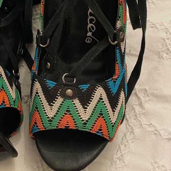 Vintage Sergio Zelcer Knit Wedges - Picture 3 of 3